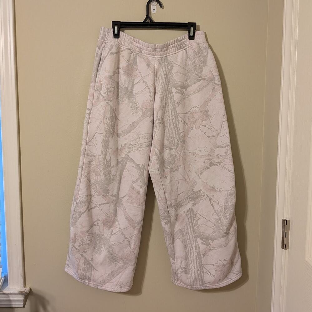Hollister Light Pink Camo Loungepants